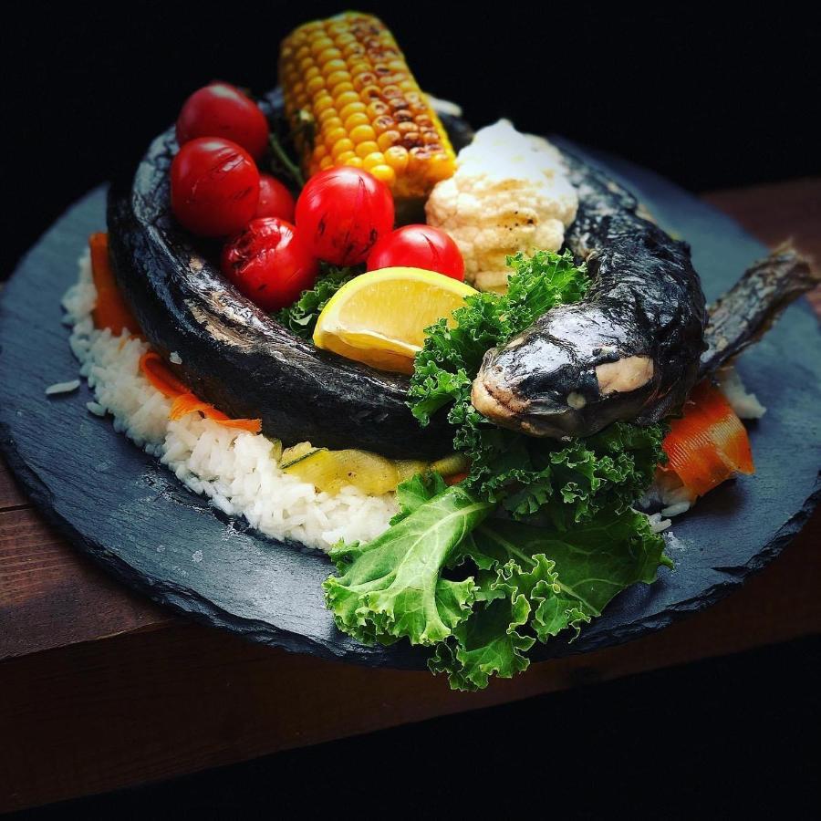 Restauracja I Noclegi Izba Rybacka W Krainie Wygaslych Wulkanow Podgorki Esterno foto