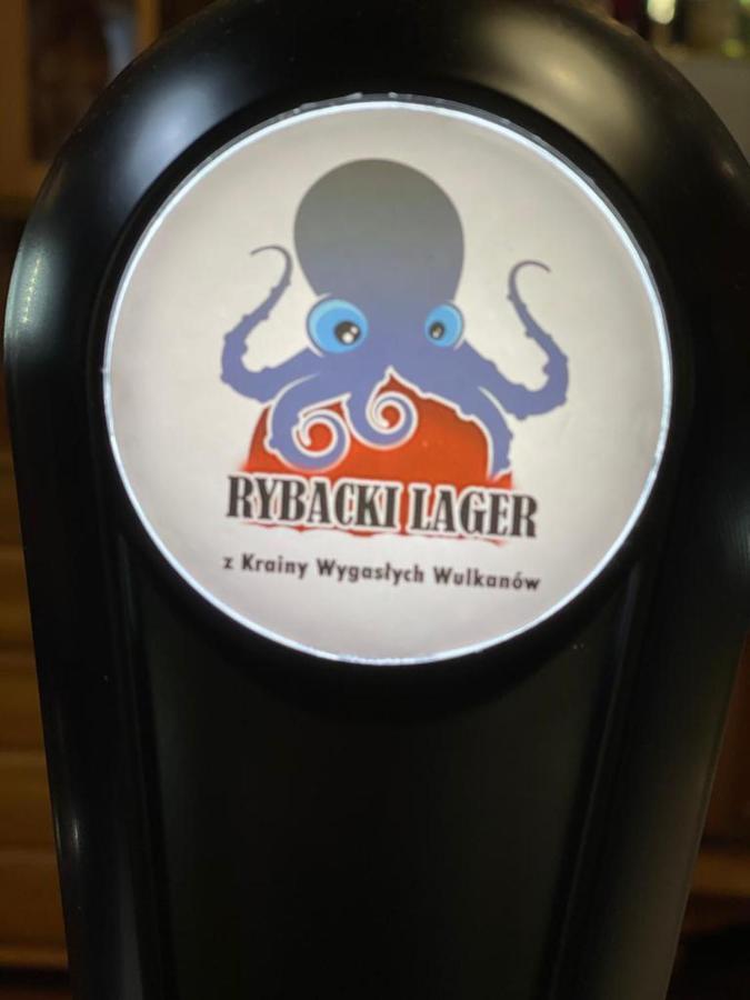 Restauracja I Noclegi Izba Rybacka W Krainie Wygaslych Wulkanow Podgorki Esterno foto